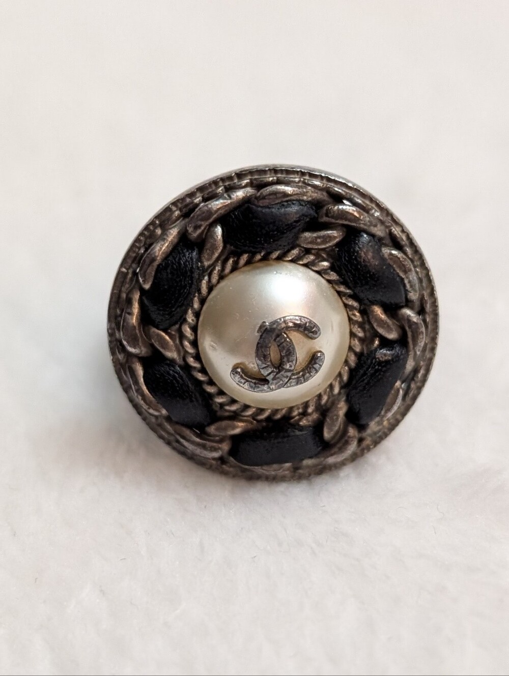 Vintage CHANEL cc stamped ruthenium Ring size US 6.5 with COA - Picture 7 of 9